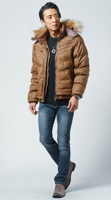 黒ニットのメンズコーディネート例