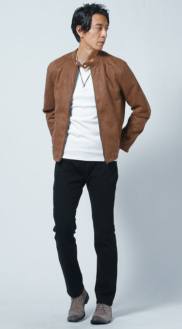 ライダースジャケットで男らしく仕上げる