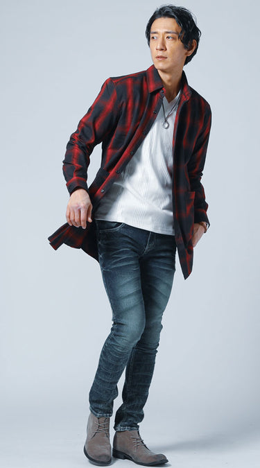 メンズにおすすめのチェックシャツ×デニムパンツのコーデ例