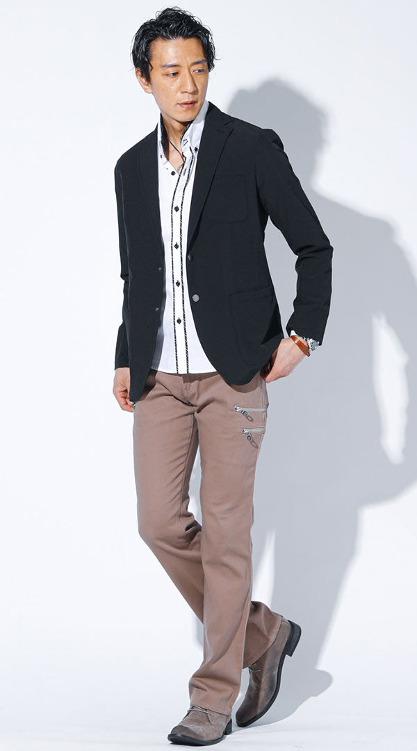黒テーラードジャケット　白黒チェックシャツ　ベージュチノパンツ　snp_lj0230
