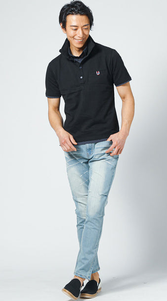 30代メンズの夏におすすめの黒ポロシャツ×ライトデニムコーデ