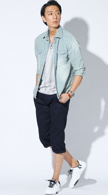 おしゃれな黒クロップドパンツコーデ例