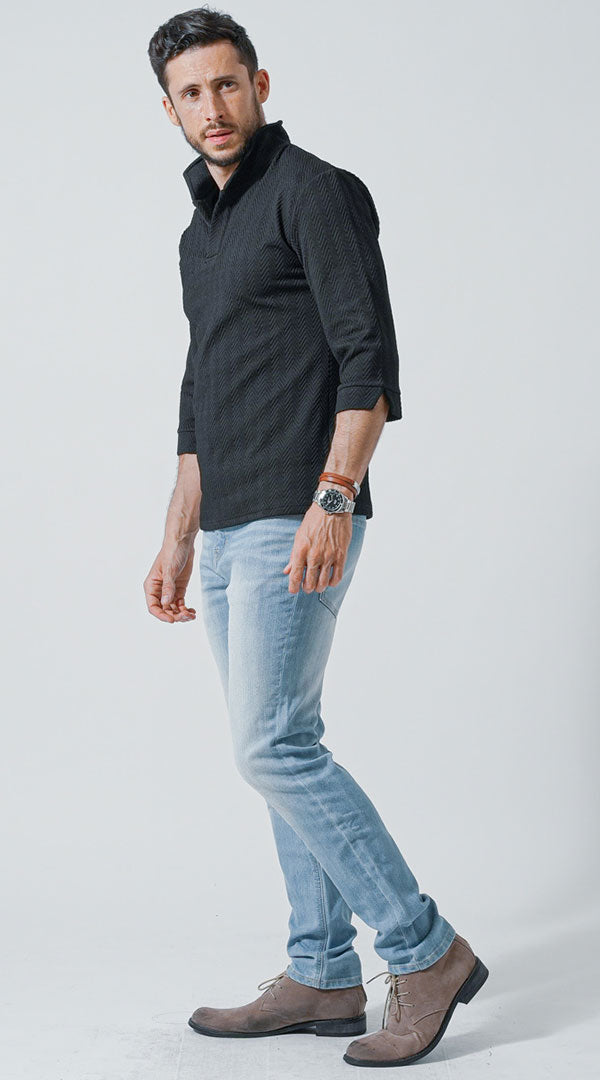 40代メンズにおすすめの黒シャツとライトデニムで作る清潔感コーディネート