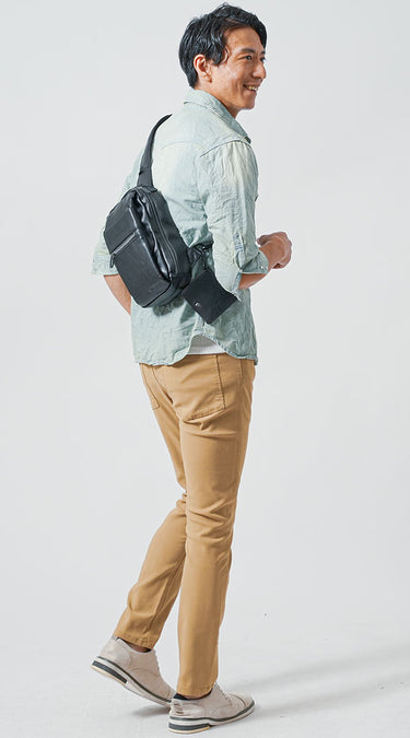 40代メンズにおすすめのバッグコーデの例