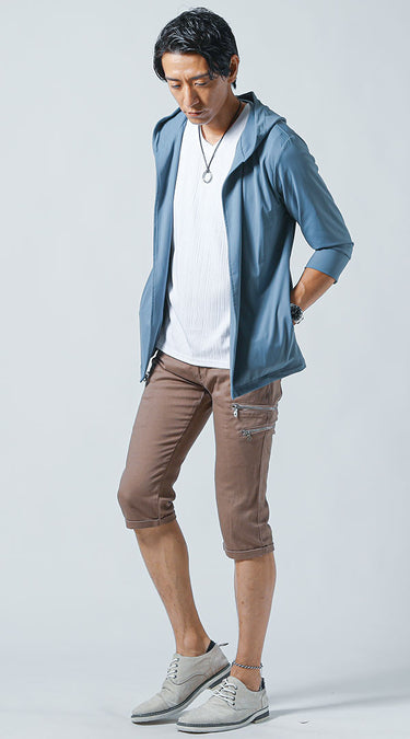 クロップドパンツのおしゃれなコーデ例