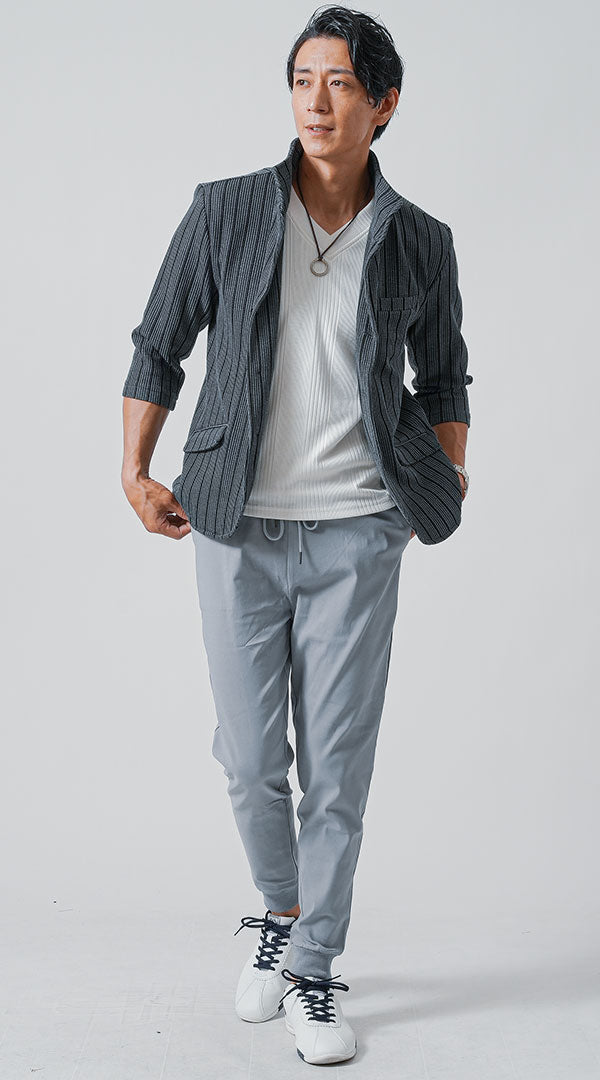 メンズにおすすめのグレージョガーパンツとジャケットを合わせたきれいめコーディネート