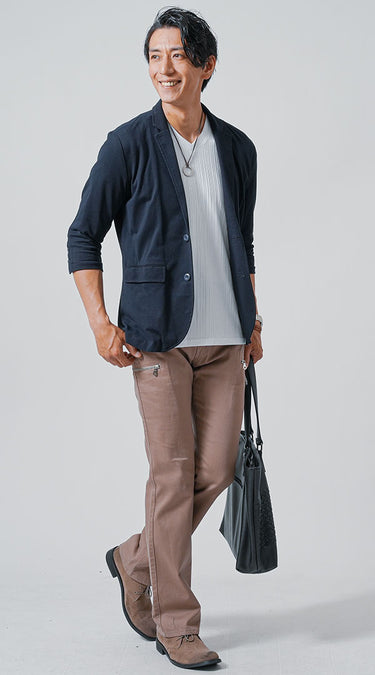 カジュアルすぎずきちんと感のある5月のおすすめ服装コーデ例