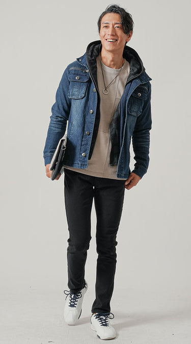 メンズのスニーカーを使ったカジュアルコーディネート