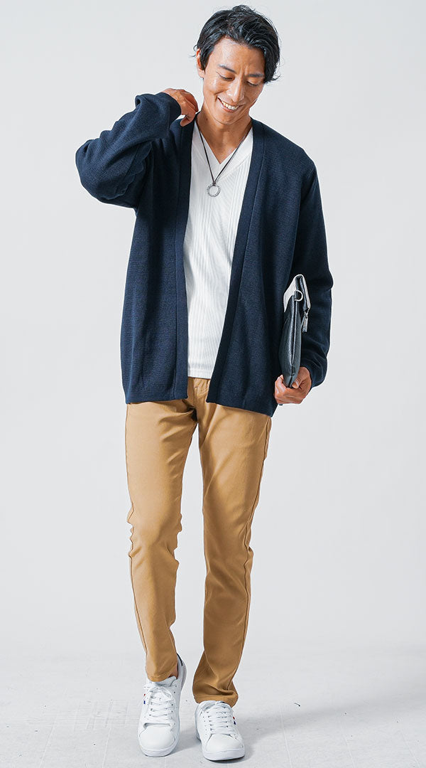 メンズにおすすめの春のきれいめカーディガン×チノパンコーデ｜30代・40代向け爽やかアウタースタイル