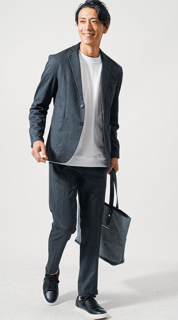 メンズにおすすめの気温23度のセットアップジャケットとパンツのビジネスカジュアルコーデ