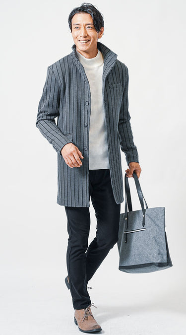 ハイネックは大人っぽい印象のコーディネートが出来る