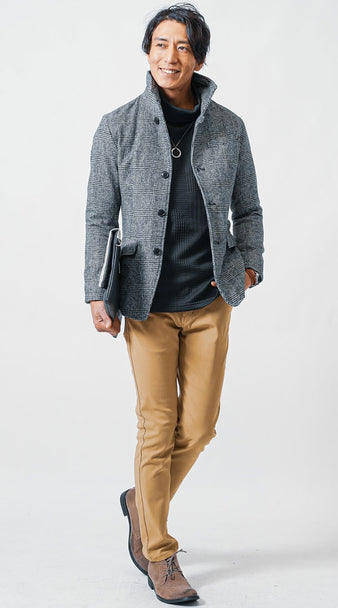 メンズにおすすめの裏起毛スキニーパンツとジャケットの冬コーデ