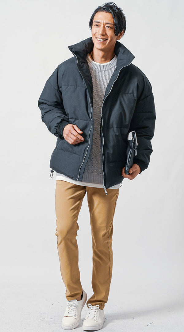 メンズにおすすめのぽっちゃり体型向け冬服コーデ｜ブラックアウターと縦長レイヤードでスッキリ見せ