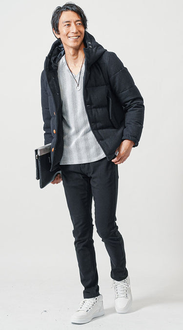 黒ズボンがかっこよく見えるコーディネート例