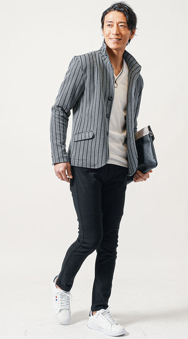 大人の男性にふさわしい自然とカッコよく見えるロンTコーデ例