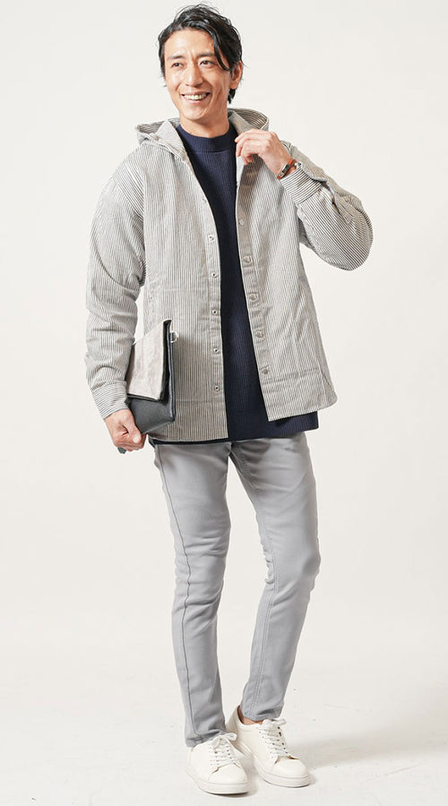 メンズにおすすめのネイビーニットコーデ