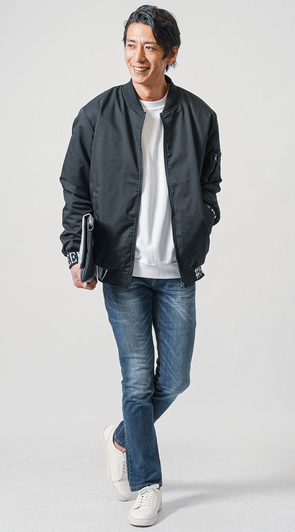 黒MA-1ジャケット　白長袖Tシャツ　ネイビーデニムパンツ　snp_nc0797
