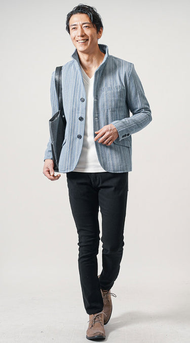 春に合う黒パンツのメンズコーデ例