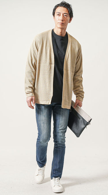 メンズにおすすめのベージュカーディガンコーデ