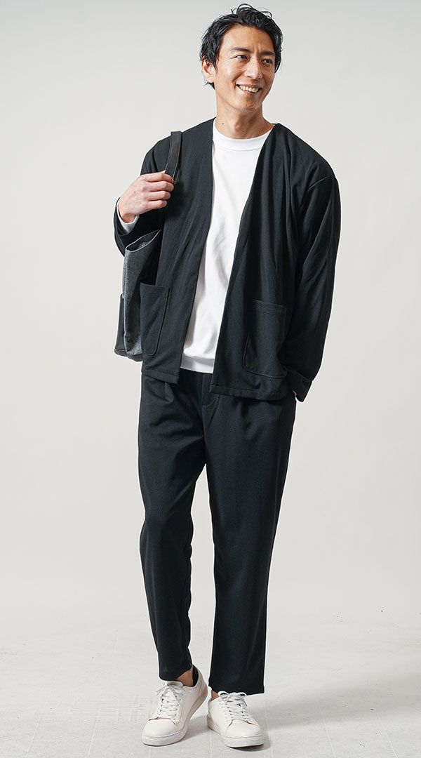黒セットアップ　黒ノーカラージャケット　白クルーネック長袖Tシャツ　黒アンクルパンツ　snp_ni0367