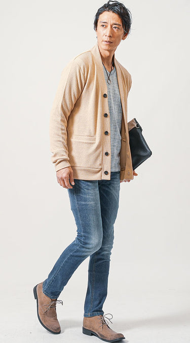 左右ともに　メンズの秋服コーデのコツ③季節感を取り入れる