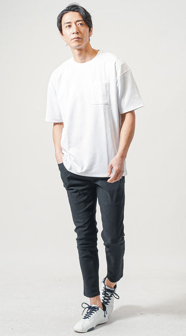 夏に合う黒パンツのメンズコーデ例