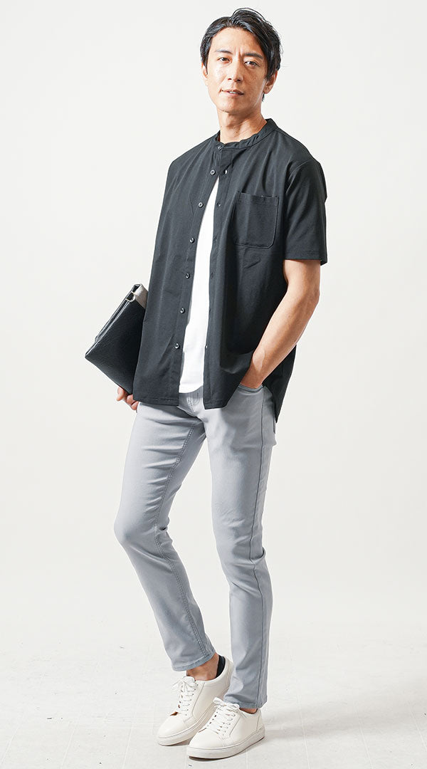 黒バンドカラーシャツ　白半袖Tシャツ　グレーテーパードパンツ　snp_ns0349