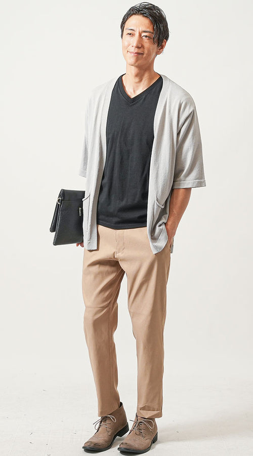 メンズ半袖カーディガン×白Tシャツの夏の重ね着コーデ例