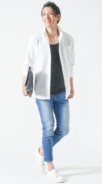 テーパードパンツと清涼感のある夏シャツ×テーパードパンツ