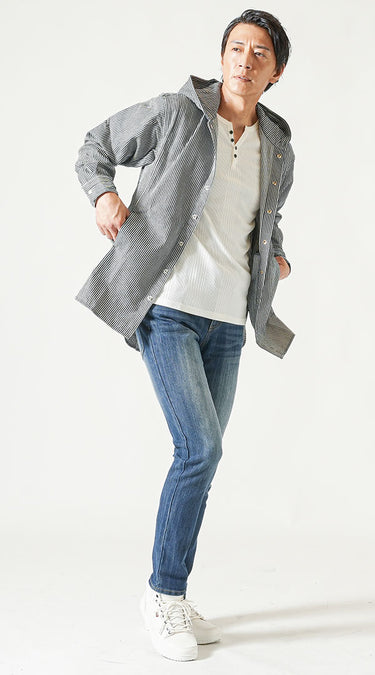 ハイカットスニーカーとパンツを合わせたメンズコーディネート