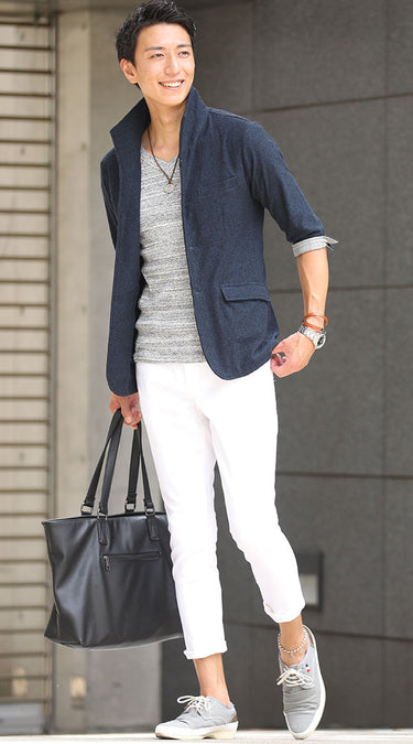 クロップドパンツのおしゃれなコーデ例