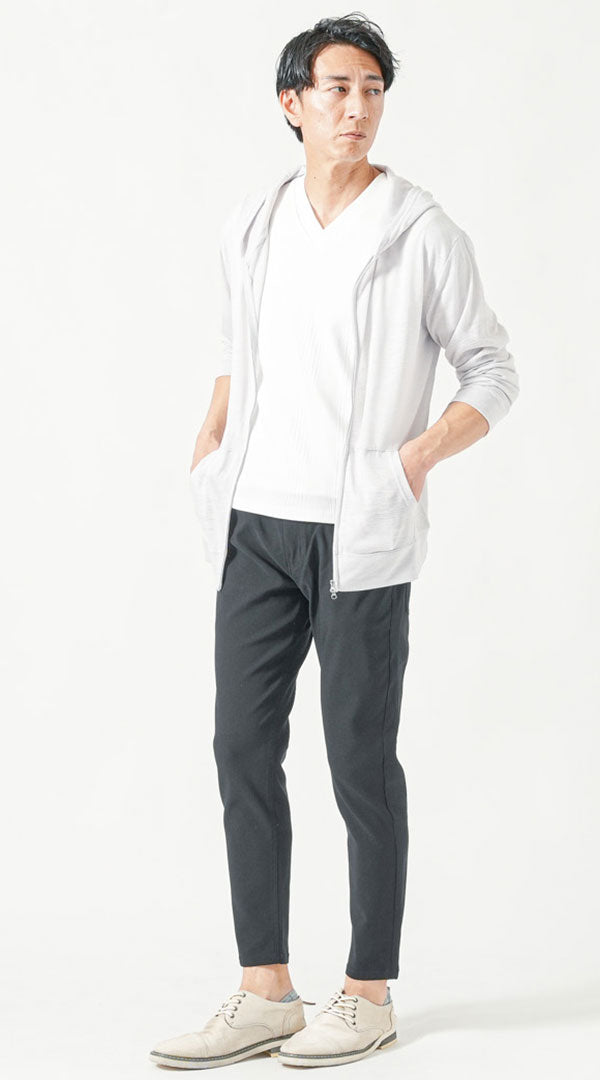 グレー長袖ジップアップパーカー　白半袖VネックTシャツ　黒スキニーテーパードアンクルチノパンツ　グレーシューズ　snp_pr0544