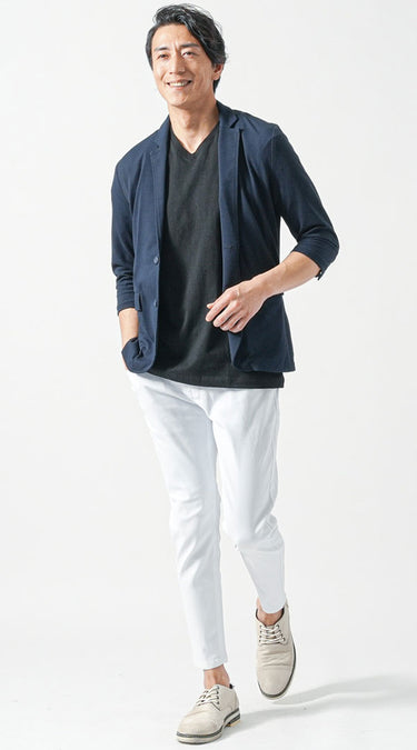 40代メンズにおすすめの白パンツコーデの例