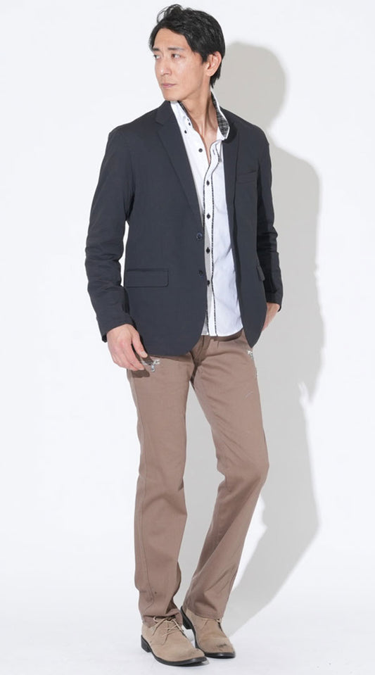 黒長袖ストレッチテーラードジャケット　白２枚襟前立てデザイン美シルエットシャツ　　ベージュ3ジップブーツカットストレッチチノパンツ　ベージュブーツ　snp_qt1023