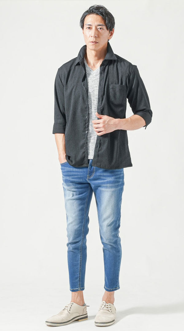 黒七分袖シャツ　白半袖VネックTシャツ　ブルースキニーアンクルデニムパンツ　グレーシューズ　snp_pq0666