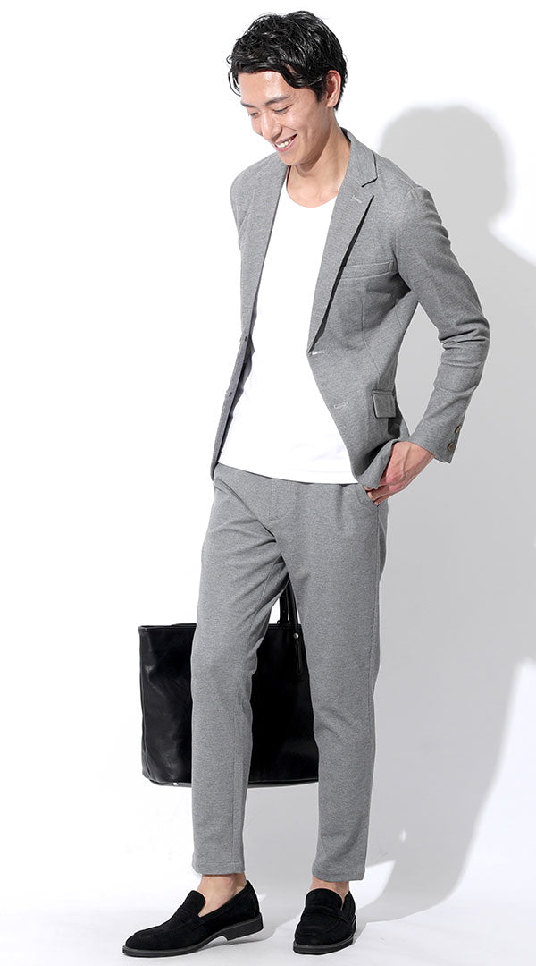 メンズにおすすめの防シワグレージャケットとパンツのセットアップ通勤コーデ