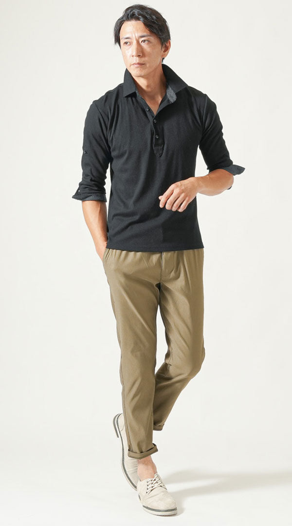 黒七分袖ポロシャツ　ベージュノースリーブTシャツ　カーキスキニーアンクルチノパンツ　グレーシューズ　snp_px0167