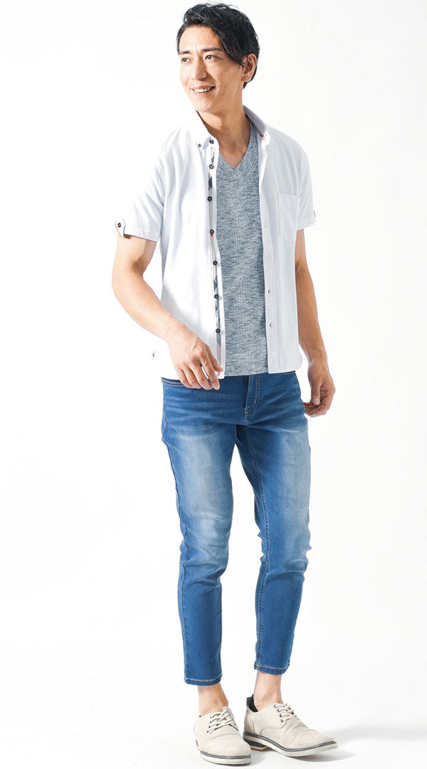 40代メンズに似合う冷感パンツと半袖シャツの爽やかな夏リゾートコーディネート