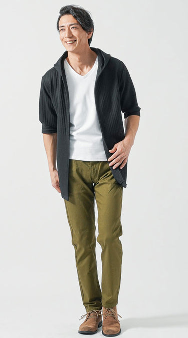 夏のカーキパンツコーデ例