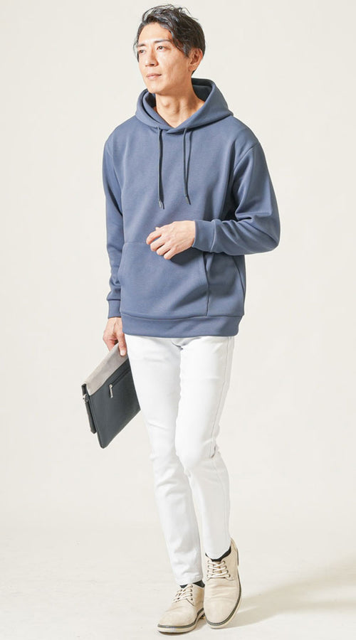 ネイビーのパーカーに合うズボンコーデ