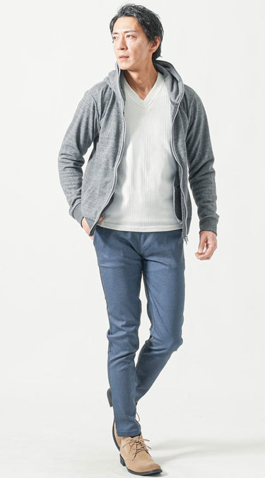 40代メンズにふさわしいきちんと感のあるイージーパンツコーデ例