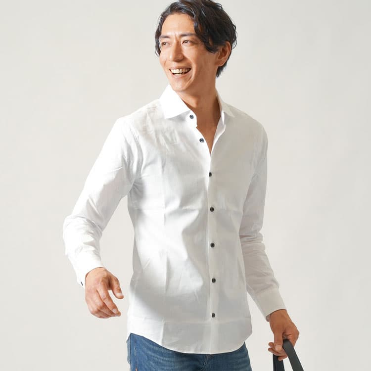 細身シルエットでおしゃれに見えるシャツ