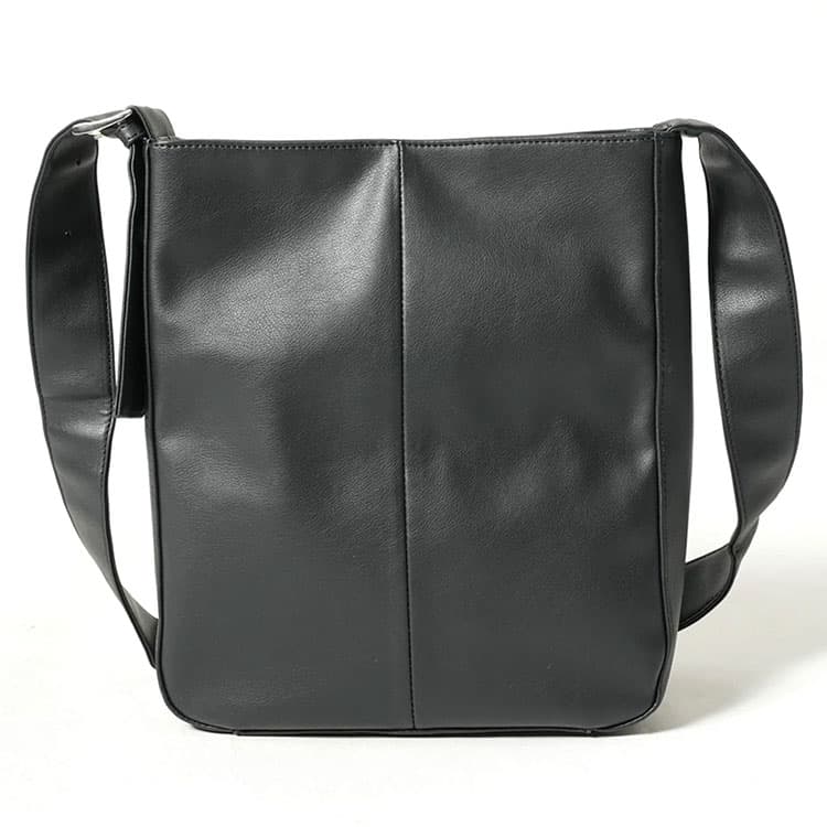 メンズにおすすめのショルダーバッグ