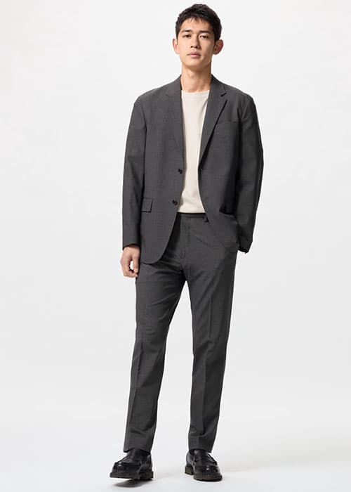 ① UNIQLO(ユニクロ)