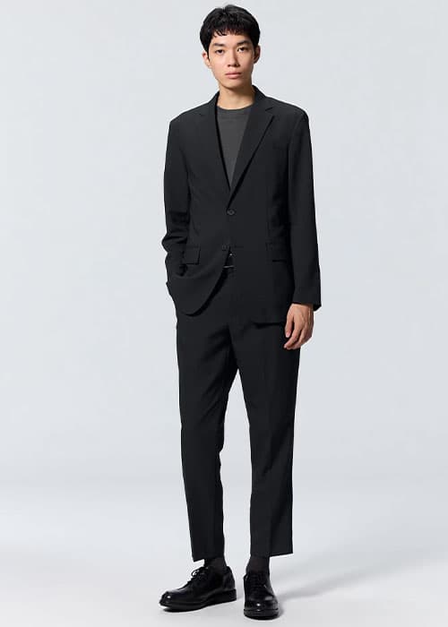 ② GU(ジーユー)