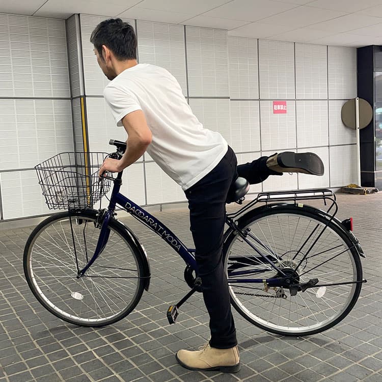 自転車の乗り降りもラクにできる柔軟性