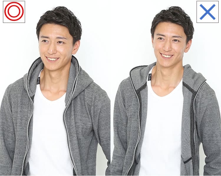 メンズにおすすめのパーカーコーデでフードがきれいに立っている例と崩れている例の比較画像