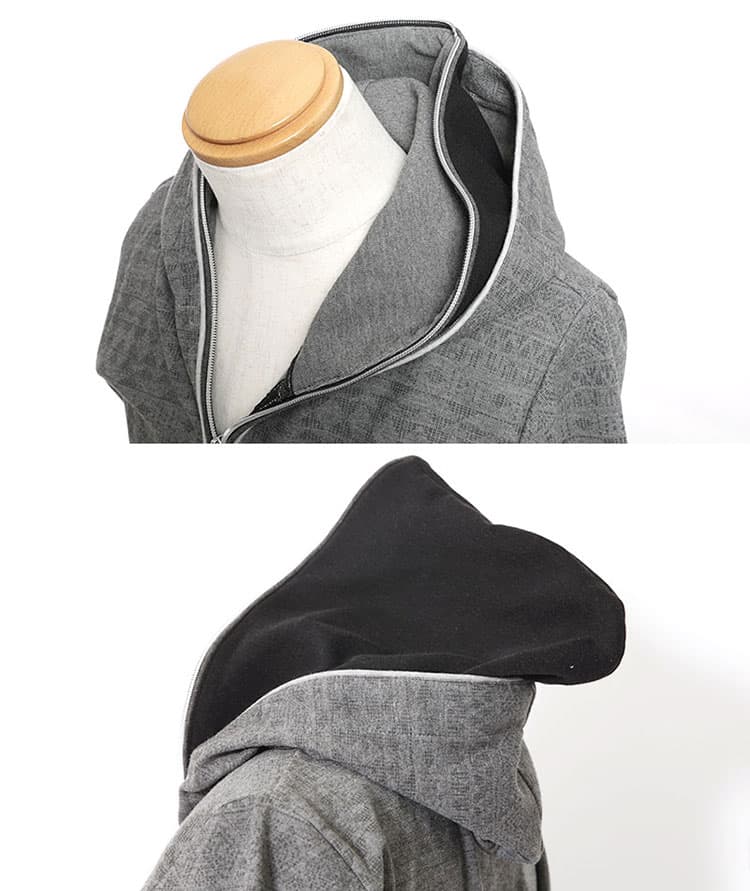 フードが自然と立つ襟のデザインのパーカー