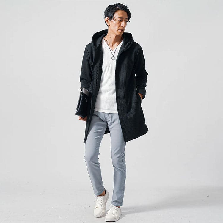 がたいがいいの男性におすすめのパーカーコーデ例
