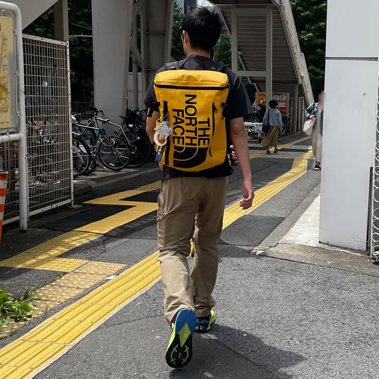 派手過ぎて40代メンズだとダサいと言われてしまうバッグ